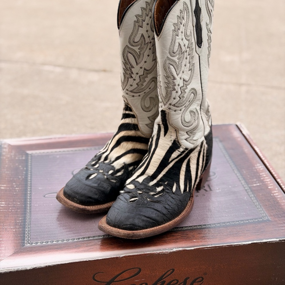 Lucchese Women's Black & White Western Zebra-Print boots size 7
